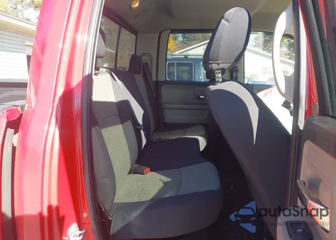 2010 Dodge Ram 1500 Slt/Sport/Trx из США, поврежденный, VIN 1D7RV1GT4AS261156